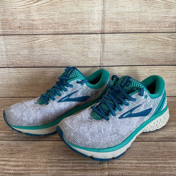 BROOKS Ghost 11 Running Shoes Sneakers Gray Green